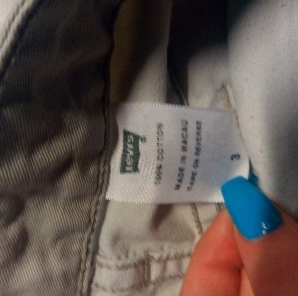 Denim shorts - Picture 3 of 6